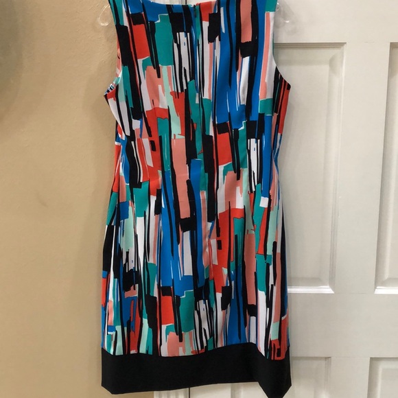 Dress - Picture 2 of 3